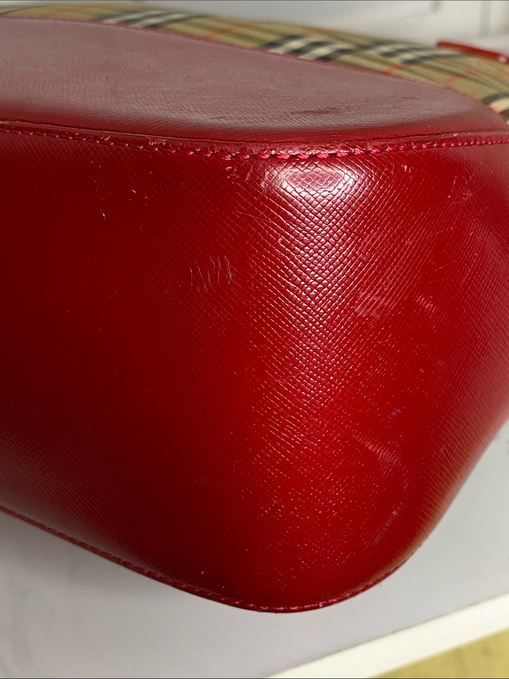 Burberry Nova Check Tote with Red Trim and Handles - Picture 7 of 16